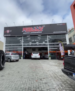Fachada da Rally Centro Automotivo no Boqueirão